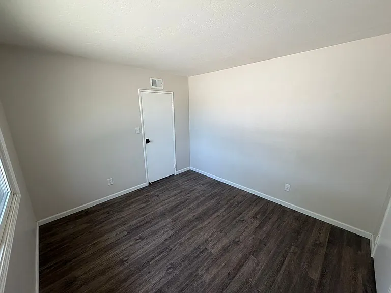 6315 Lake Arago Ave — Photo 22