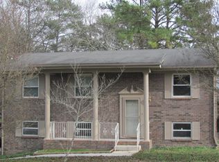 72 Barton St, Ringgold, GA 30736