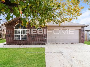 418 W Chantilly Way, Mustang, OK 73064