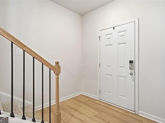 4th image of 196 Summit Pointe Dr