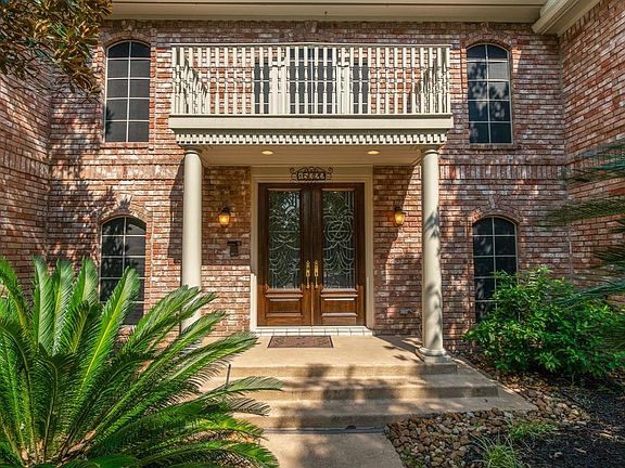 2nd image of 15322 Wilkshire Ct