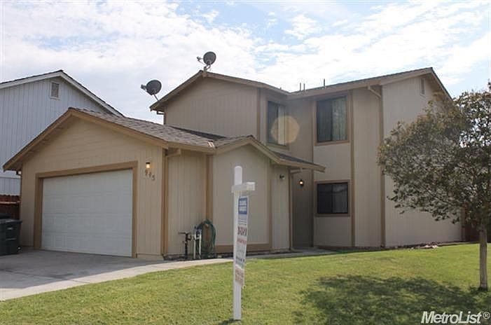 1st image of 945 Bordona Ln