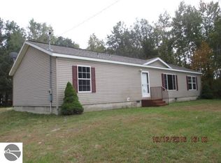 9053 Morrow Ln, Elwell, MI 48832