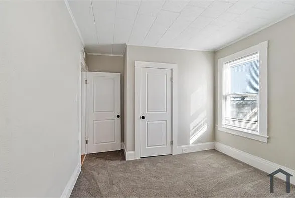 47 Walnut St #49F3 — Photo 18