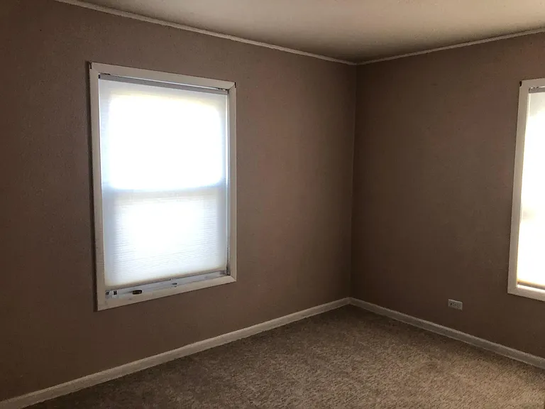 4544 Raritan Ct — Photo 10
