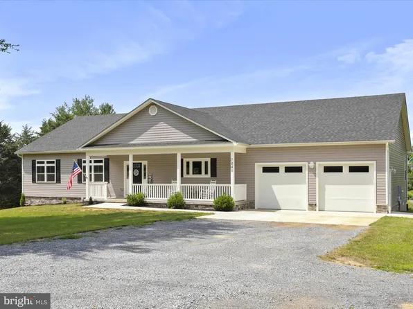 7040 Valley Pike, Middletown, VA 22645