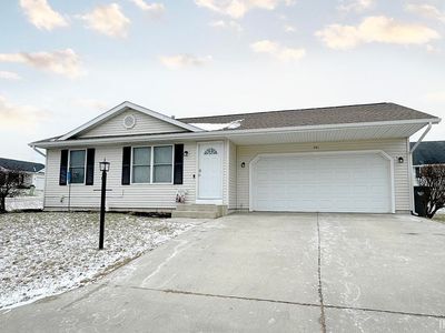 981 Sharon Ct, Middlebury, IN, 46540