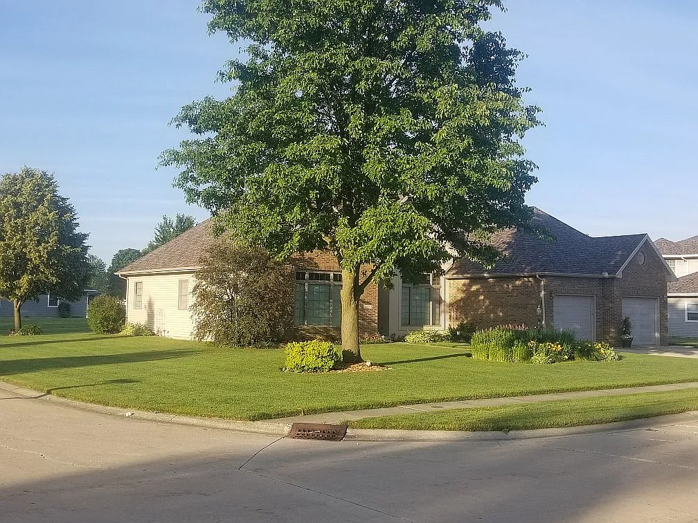 400 Neipswah Ave photo 1