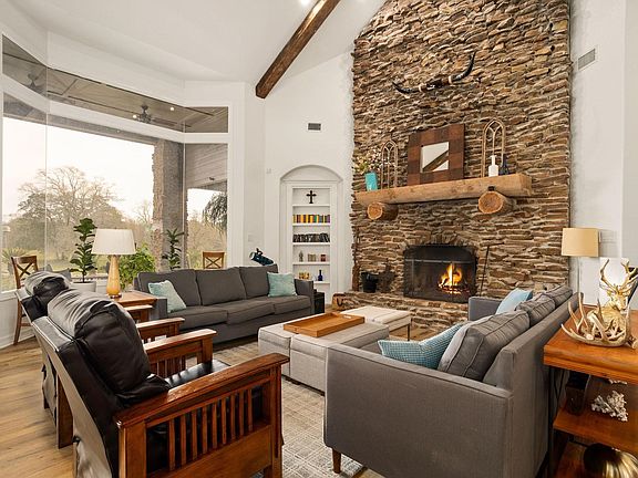 5th image of 10210 Stidham Rd