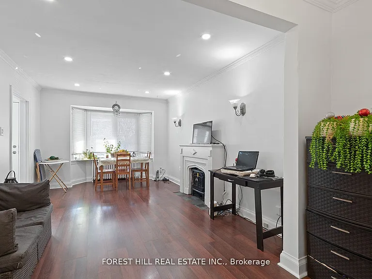 55 Hartley Ave #MAIN — Photo 10