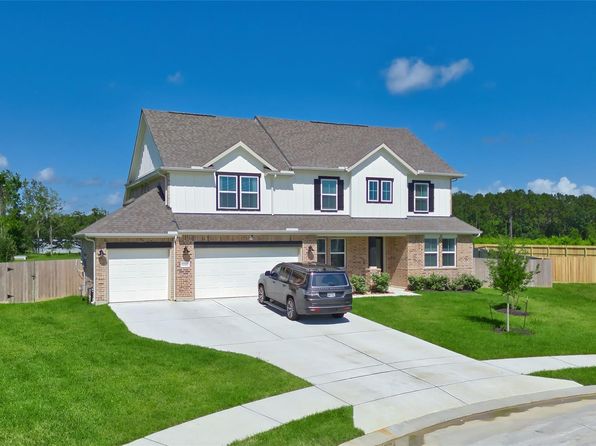 12202 Old Fashion Cir