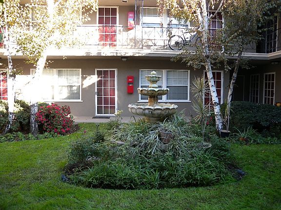 3rd image of 760 Lillian Way APT 5
