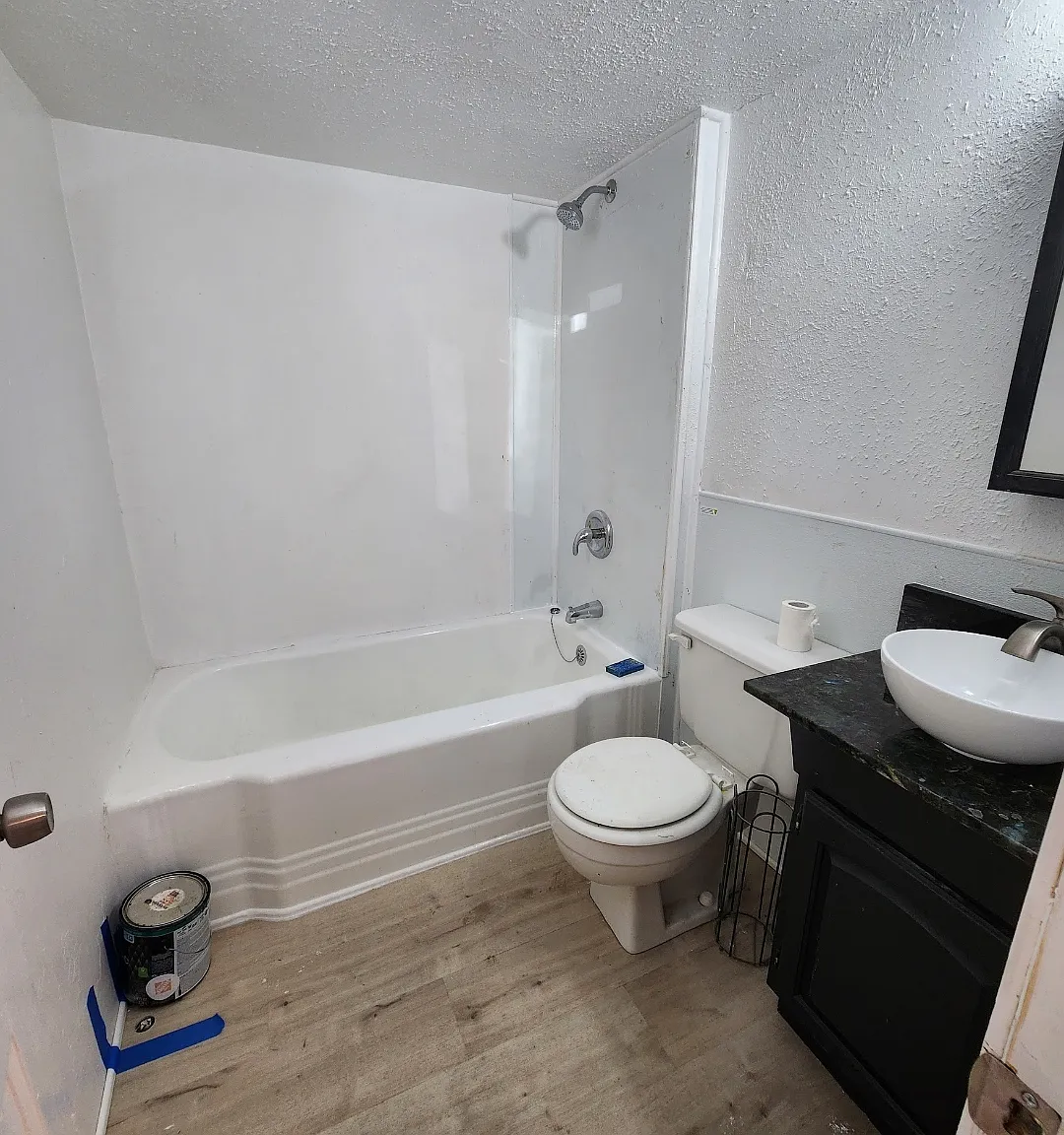 2 bed, $900 — Photo 3