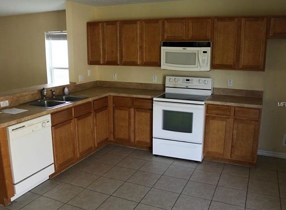 3rd image of 2464 Monte Cristo Way