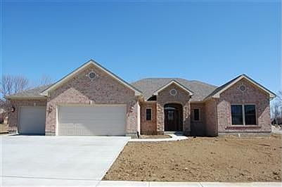 1st image of 126 Deeter Dr