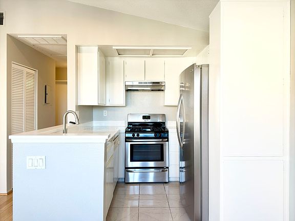 5th image of 4247 Arroyo Vista Way Unit 338