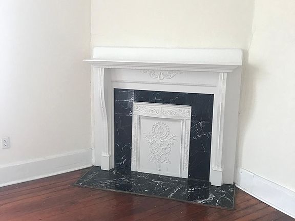 5th image of 1303 General Pershing St Floor 2