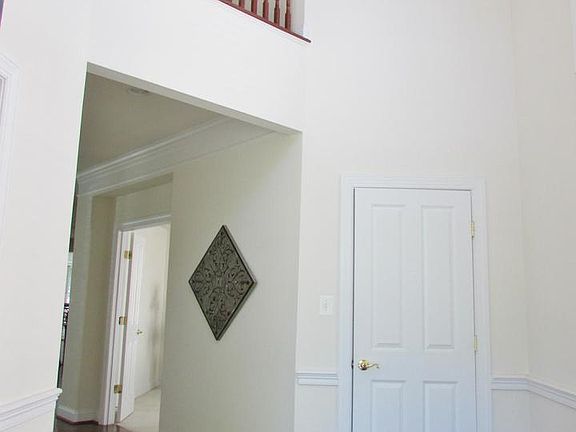 4th image of 9214 Sycamore Crest Dr