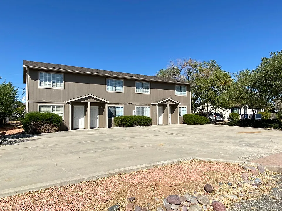 3232 N Tani Rd