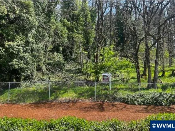 1600 3rd St SE, Turner, OR 97392