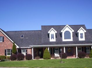 111 Jane Dr, Wellsburg, WV