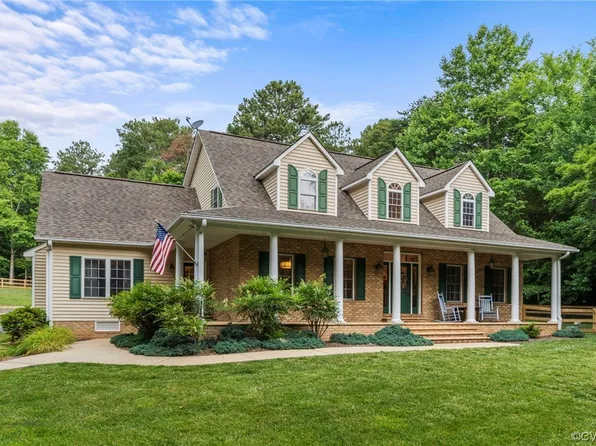 3001 Elioch Manor Dr, Powhatan, VA 23139