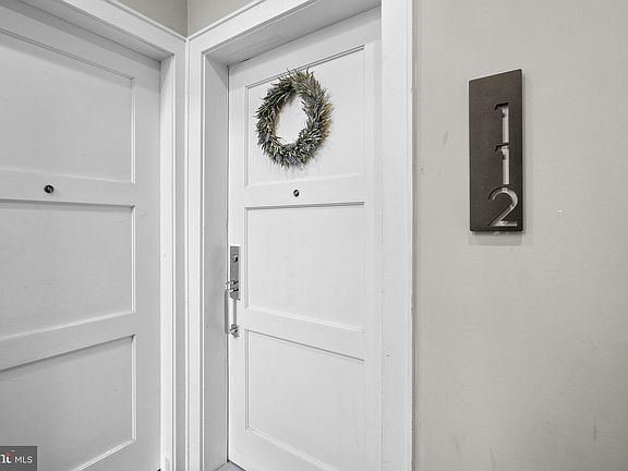 5th image of 16 17th St NE #112