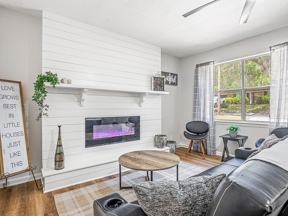 1st image of 410 31st St