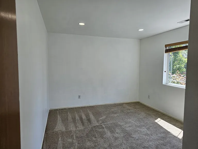 3rd bedroom/office room