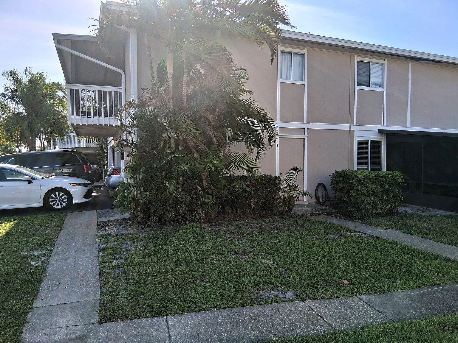 2 bed, 800 sqft, $1,800 — Photo 1