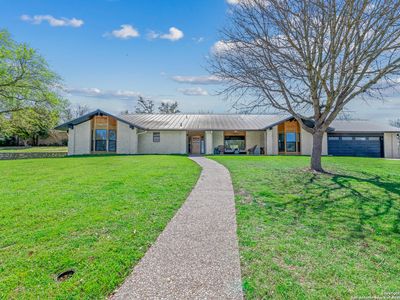 209 Spring Mill, Kerrville, TX, 78028