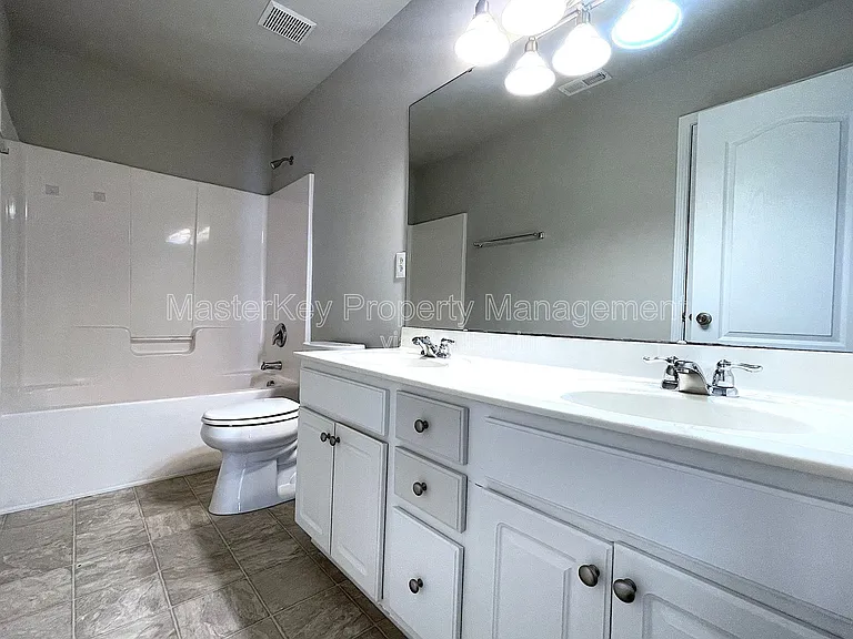 12319 Honeychurch St — Photo 17