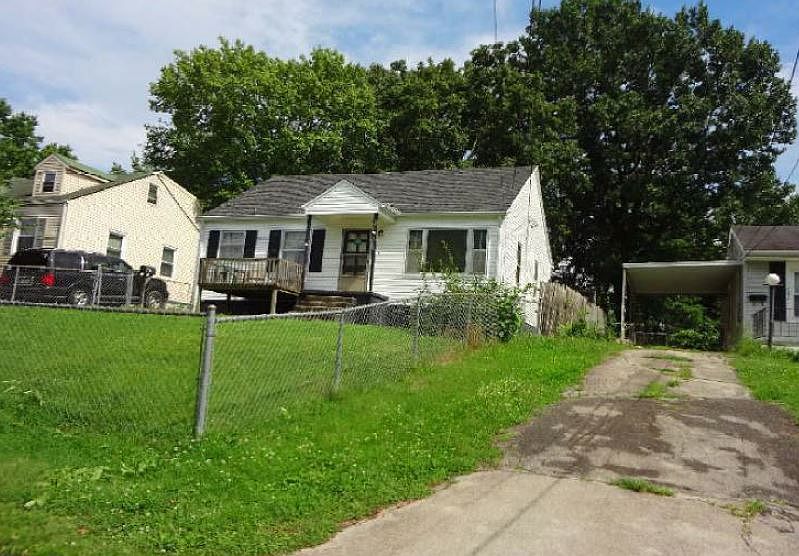 2nd image of 1726 Nickerson Ave