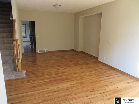 3rd image of 13714 Glengarry Cir