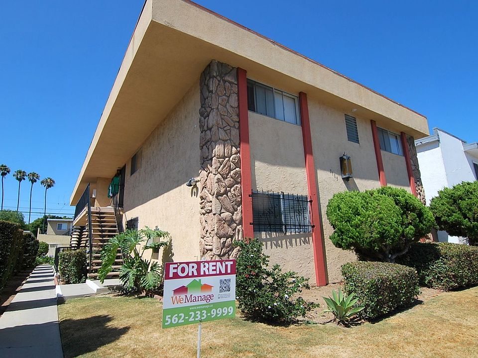 1st image of 3105 E 6th St APT A