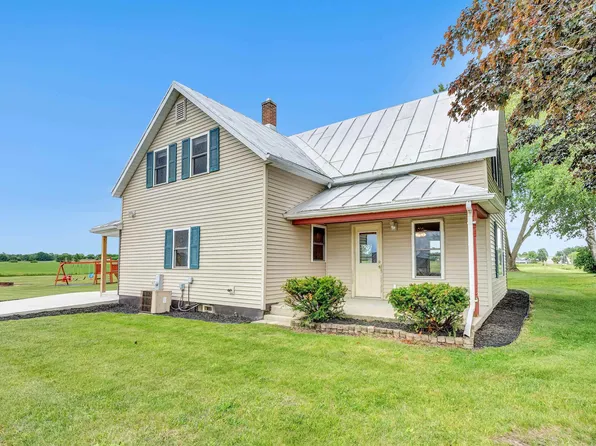 10917 N County Rd W, Reedsville, WI 54230