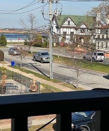 4th image of 573 Lafayette Blvd Floor 2