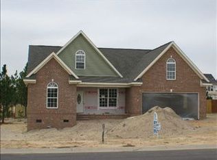 113 Walkabout Dr, Aberdeen, NC 28315