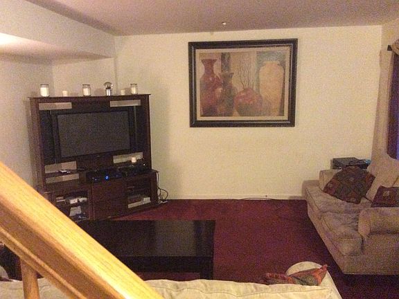 Living Room Photo1