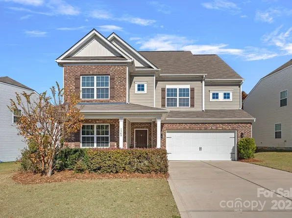 1349 Bridgeford Dr NW, Huntersville, NC 28078