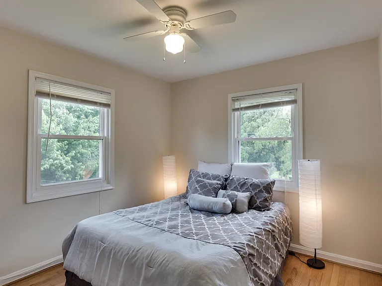 6821 Radcliffe Dr — Photo 16