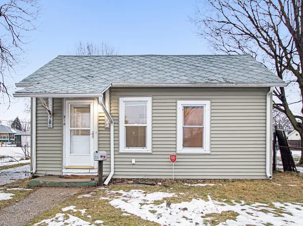 214 E Omer Ave, Mishawaka, IN 46545