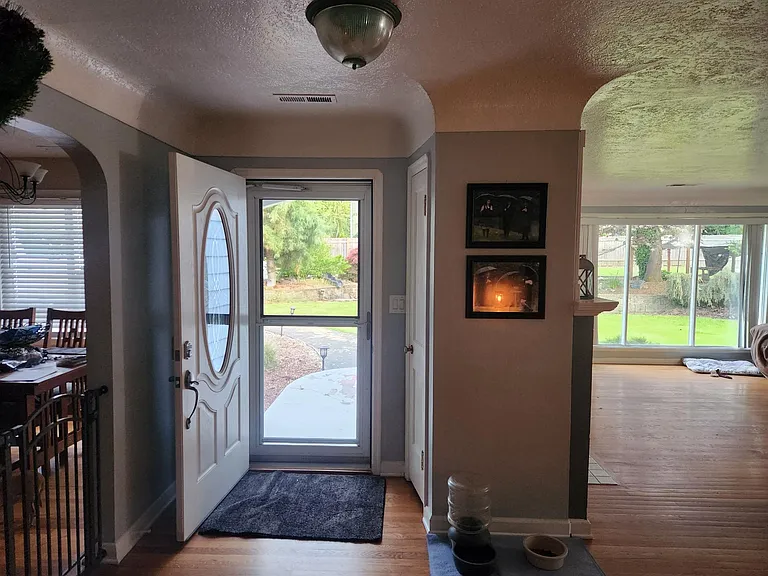 985 Ratcliff Dr SE — Photo 5
