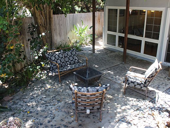 2nd image of 6947 Lalley Ln