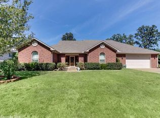 121 Gregory Cv, Hot Springs, AR 71913