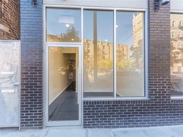 4529 Broadway image 1 of 7