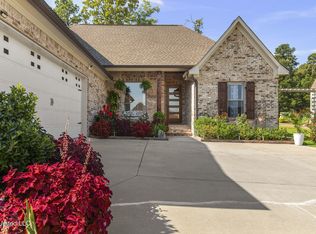 600 Ponderosa Dr, Flowood, MS 39232