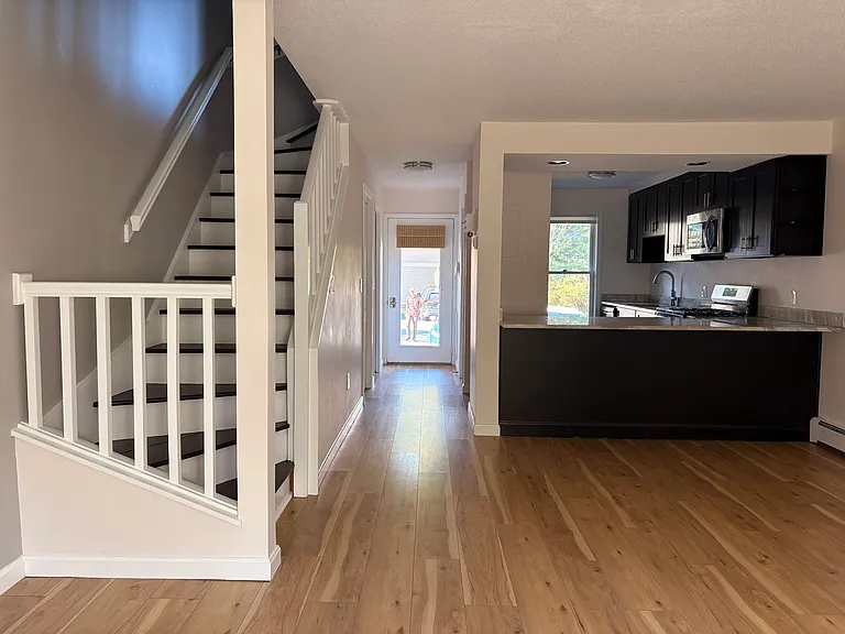 33 Marsten Ln #153 — Photo 8