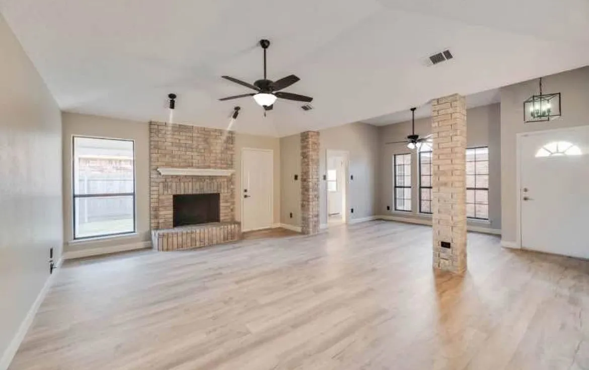 6105 Fern Meadow Rd — Photo 3
