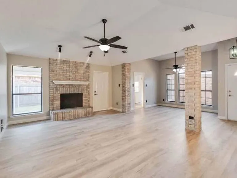 6105 Fern Meadow Rd — Photo 3